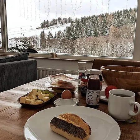 Haus Am Wald アパート *